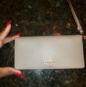 *CLOSET CLEANOUT* Coach Wallet/Wristlet